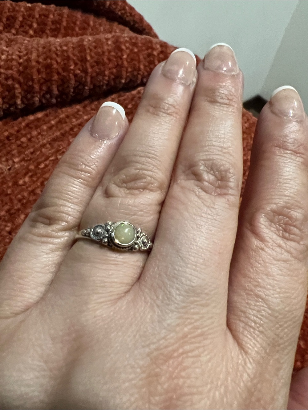 Delicate Opal Cabochon Sterling Silver Ring in Pale Green Size 6 - Picture 6 of 10